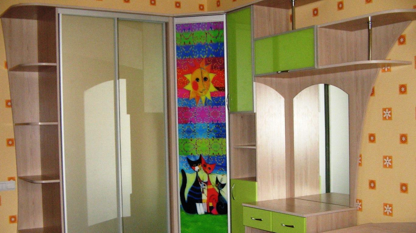 шкафы-купе в Кривом Роге по индивидуальным размерам